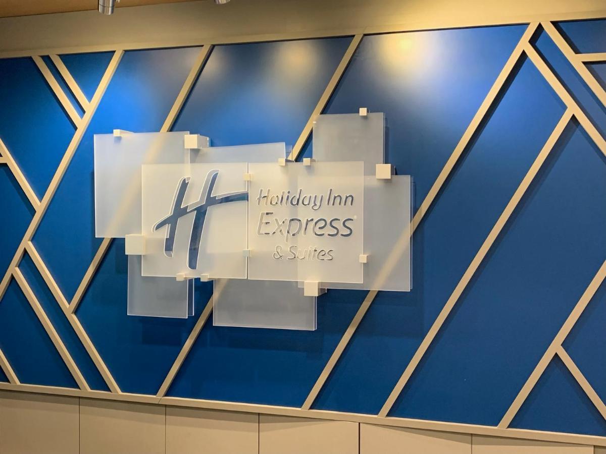 Holiday Inn Express & Suites - Courtenay - Comox By Ihg Eksteriør billede