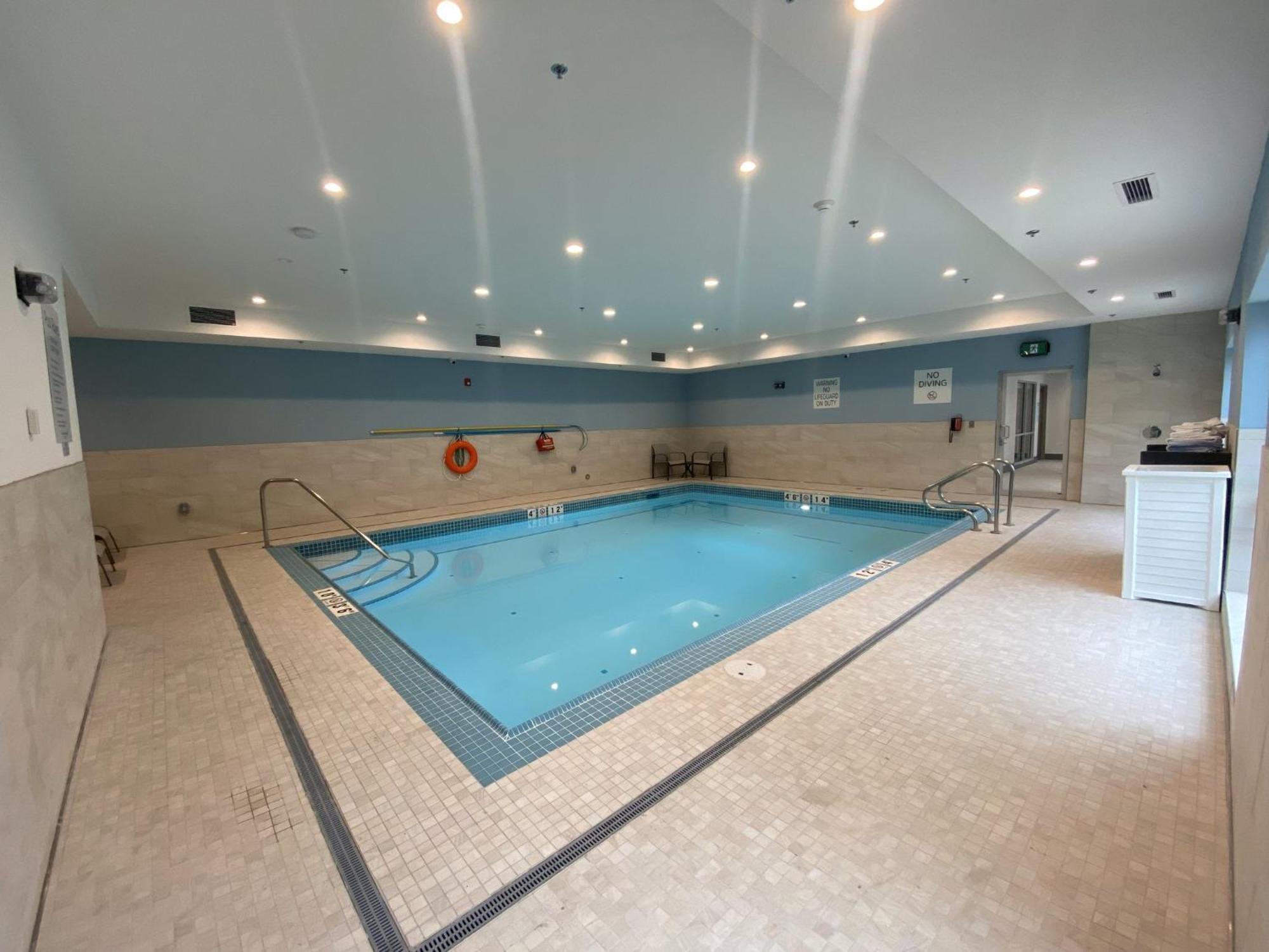 Holiday Inn Express & Suites - Courtenay - Comox By Ihg Eksteriør billede